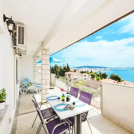 Markic- T&m By Interhome Apartament